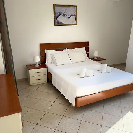 Port View Apartment Sarande